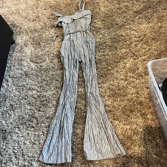 American eagle adorable striped jumpsuit with tie waist - Picture 4 of 4